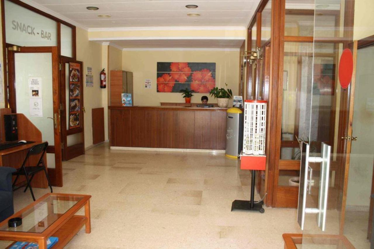 Aparthotel Las Mariposas Lloret de Mar Bagian luar foto
