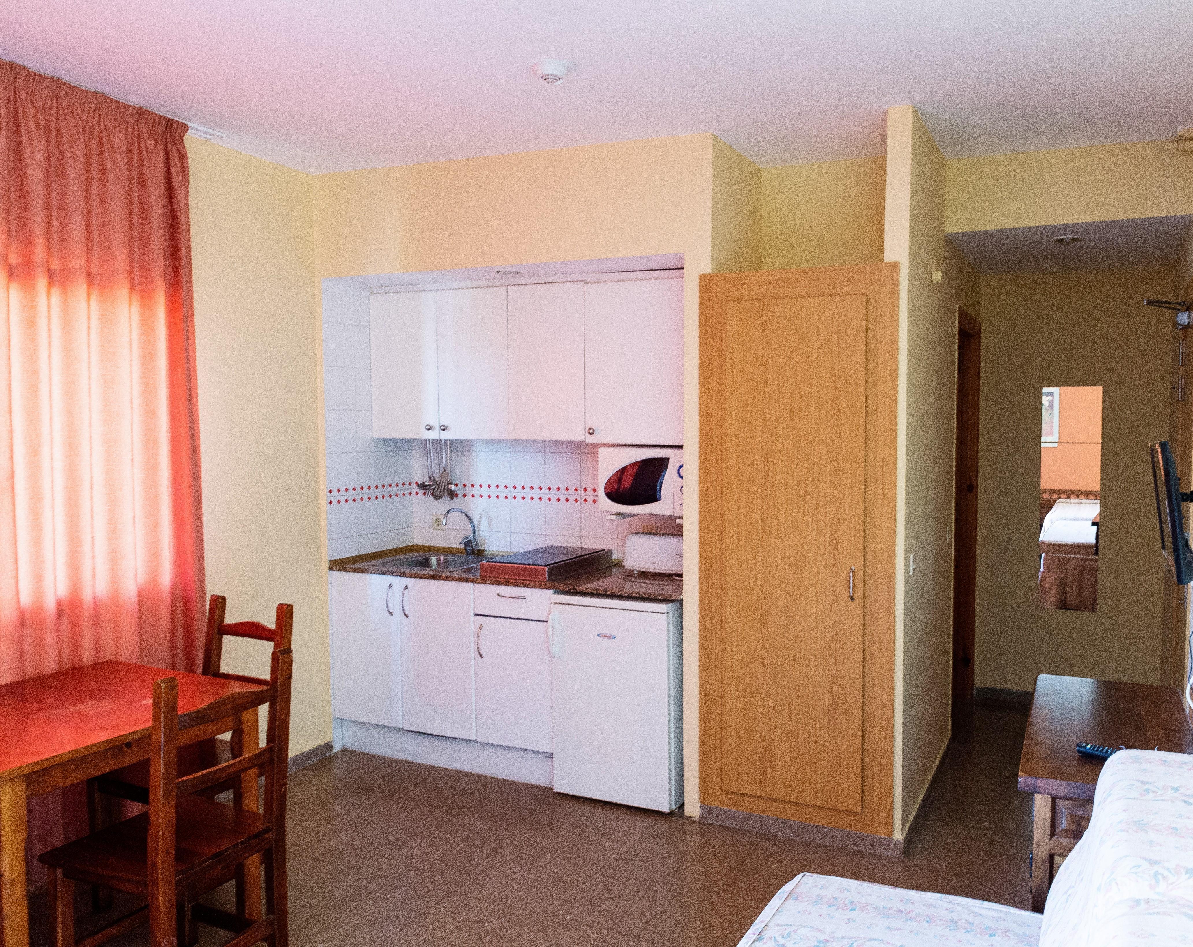 Aparthotel Las Mariposas Lloret de Mar Bagian luar foto