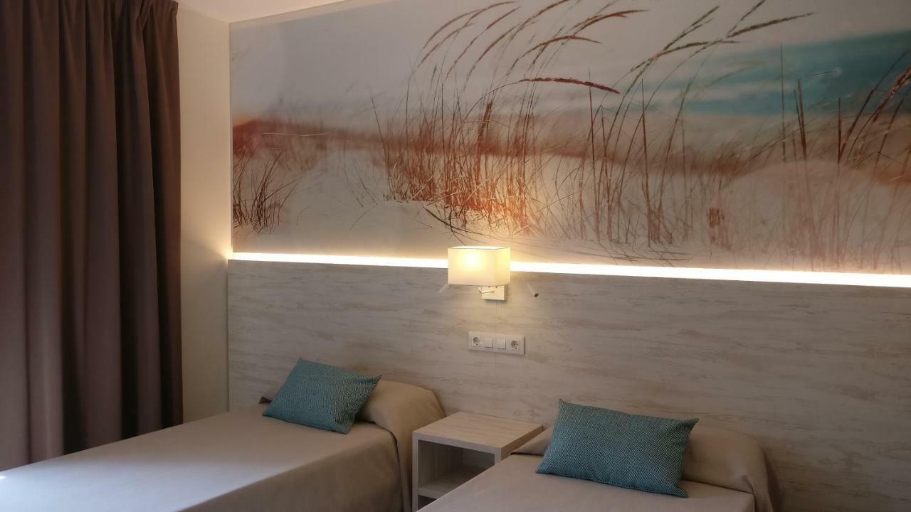 Aparthotel Las Mariposas Lloret de Mar Bagian luar foto